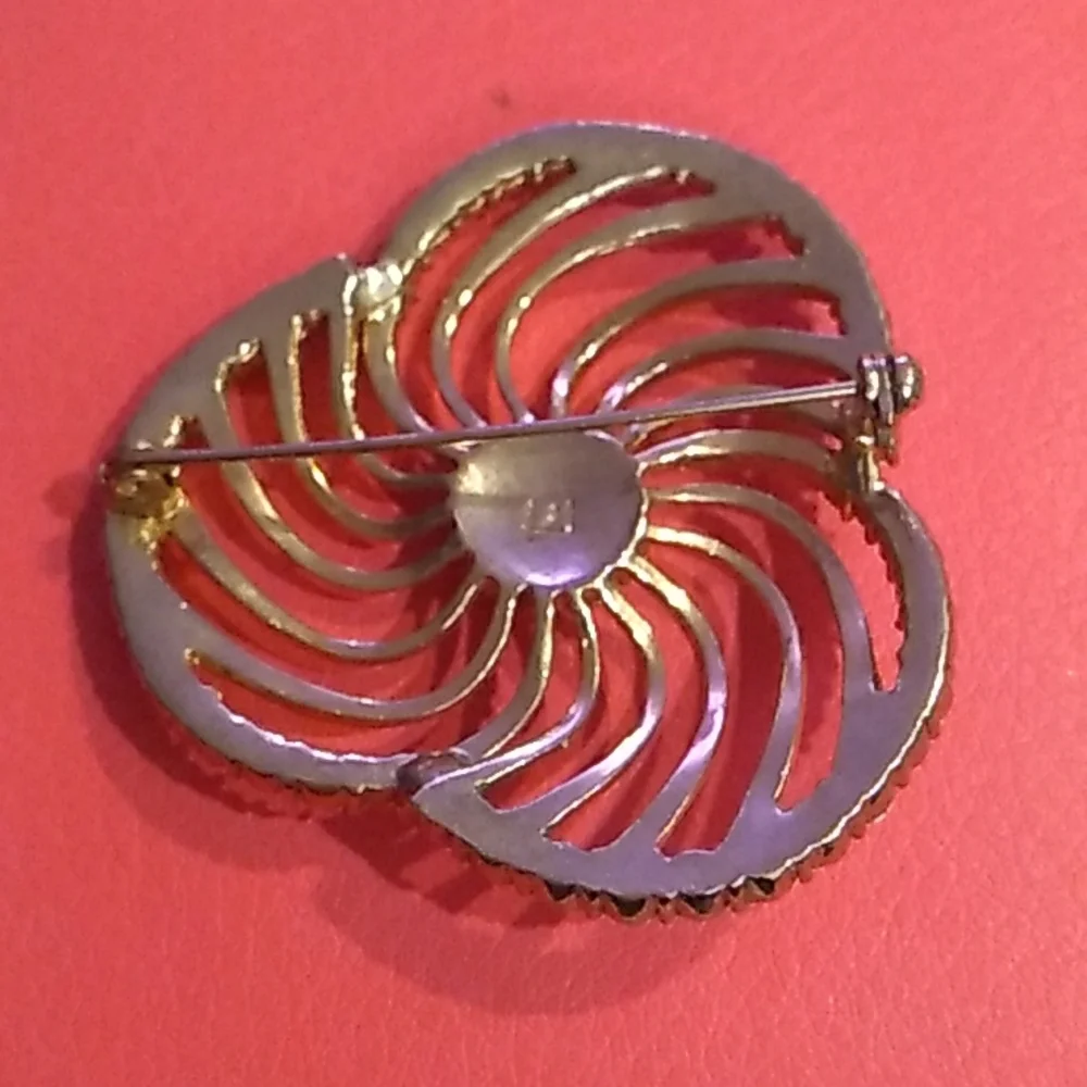 Flower Shaped Pink Brooch